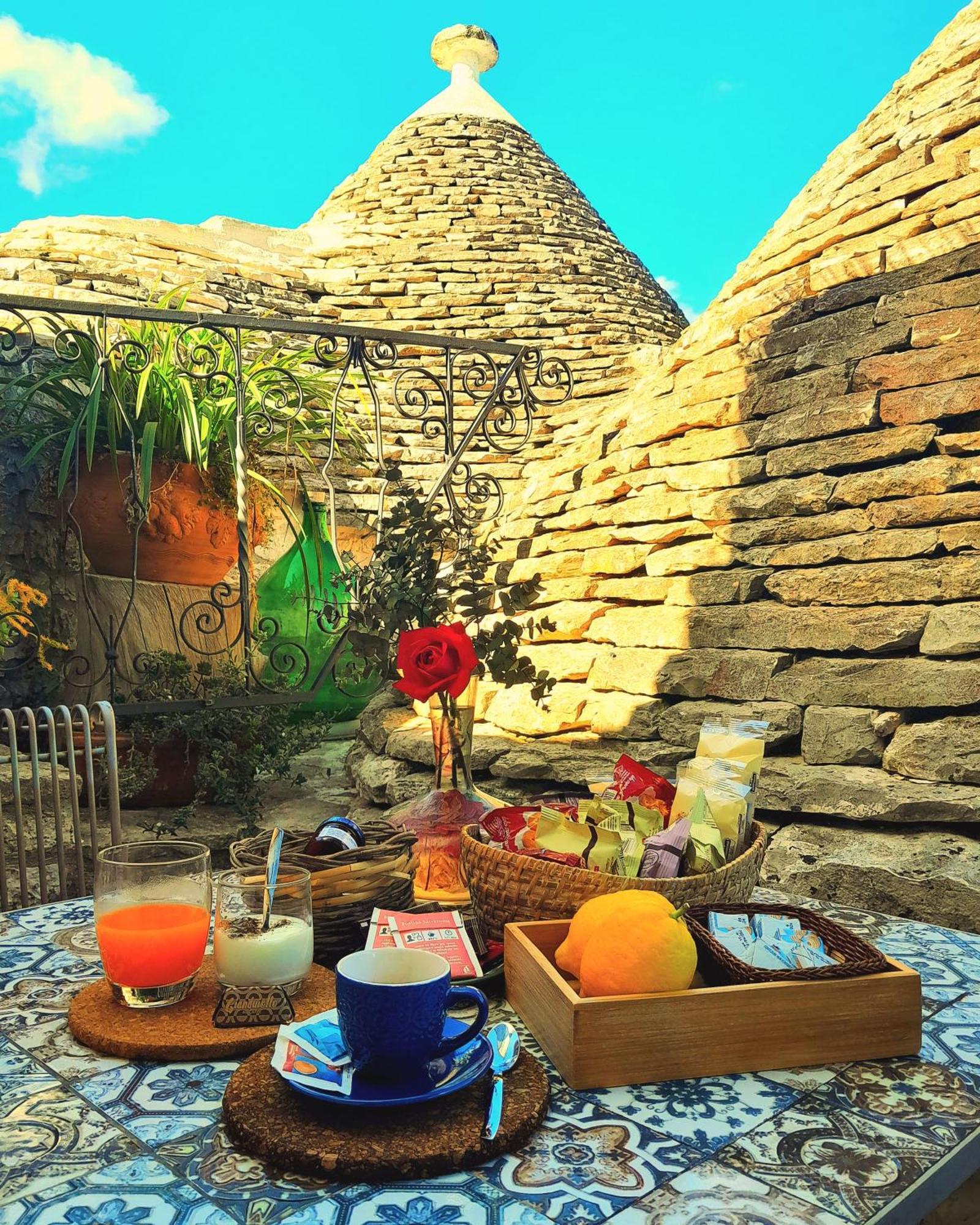 La Rosa Dei Trulli B&B Alberobello Bagian luar foto