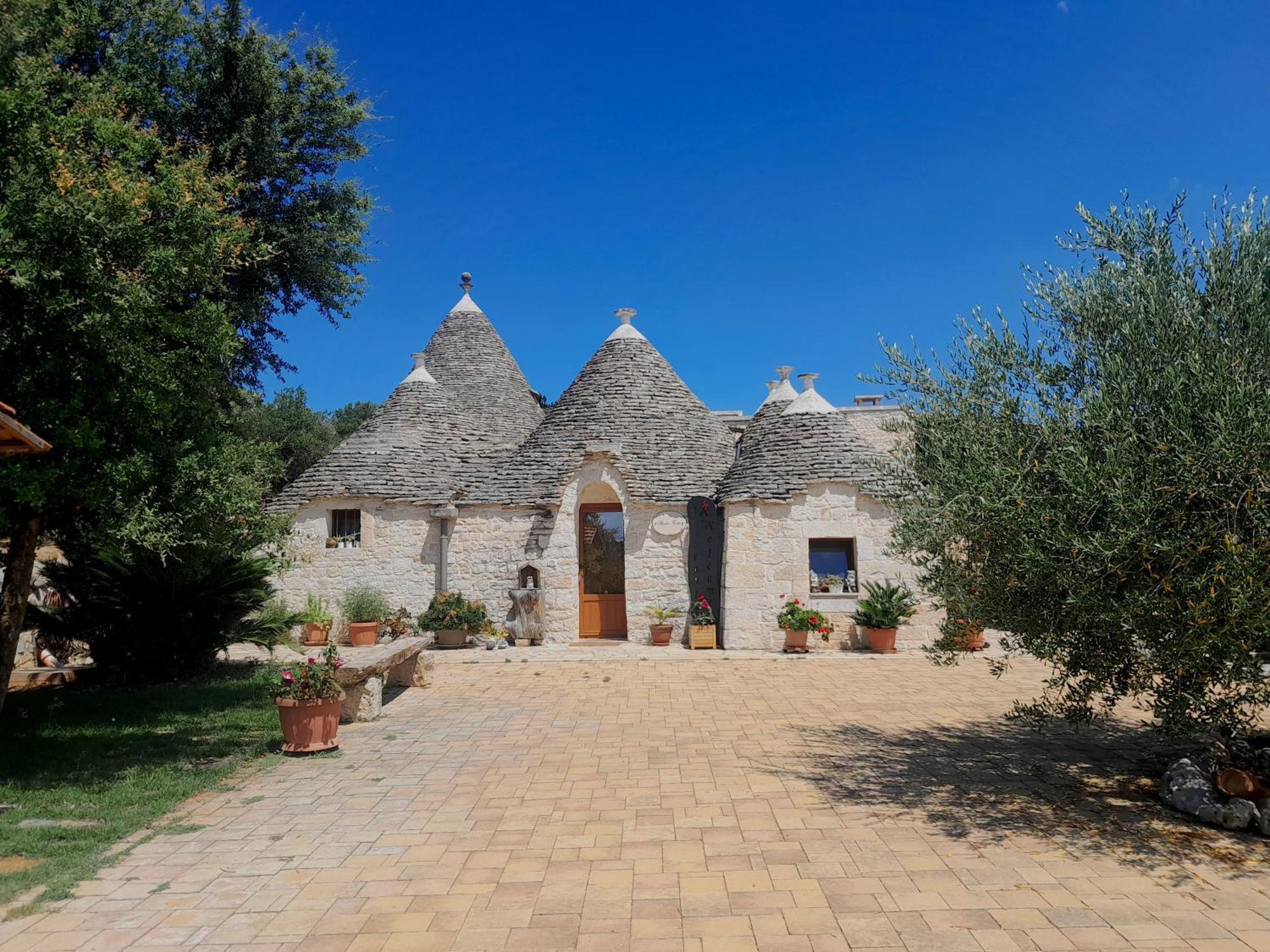 La Rosa Dei Trulli B&B Alberobello Bagian luar foto